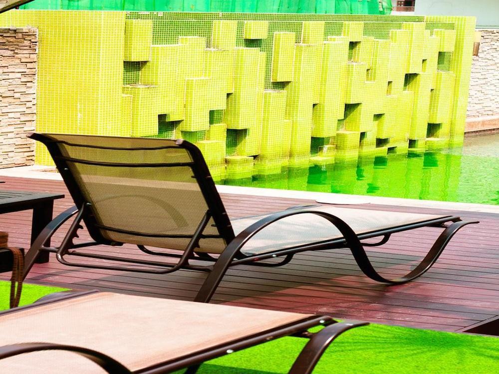 Hotel Citichic Sukhumvit 13 By Compass Hospitality - Newly Renovated Bangkok Exterior foto