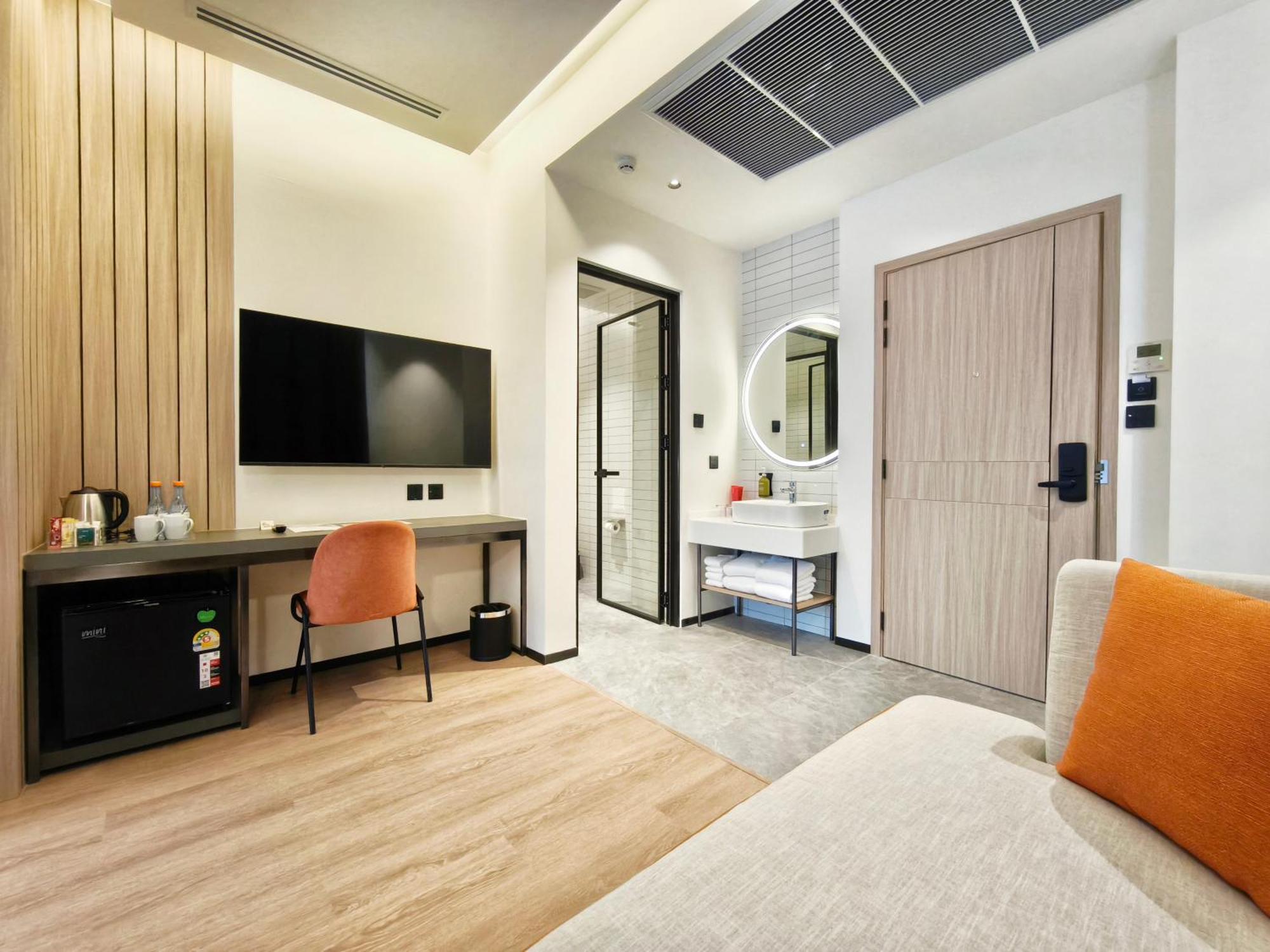 Hotel Citichic Sukhumvit 13 By Compass Hospitality - Newly Renovated Bangkok Exterior foto