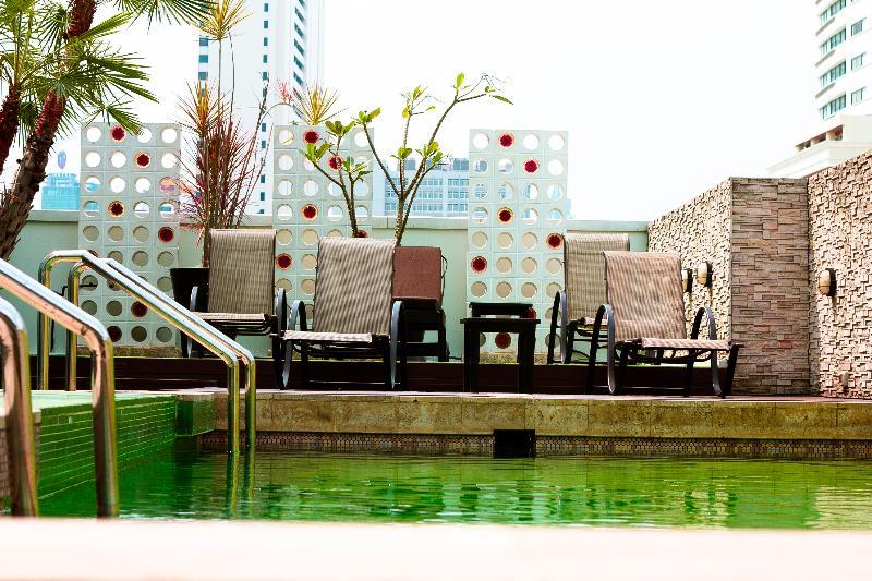 Hotel Citichic Sukhumvit 13 By Compass Hospitality - Newly Renovated Bangkok Exterior foto