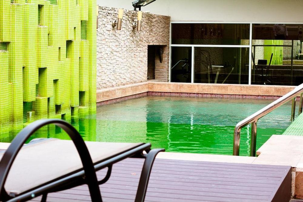 Hotel Citichic Sukhumvit 13 By Compass Hospitality - Newly Renovated Bangkok Exterior foto